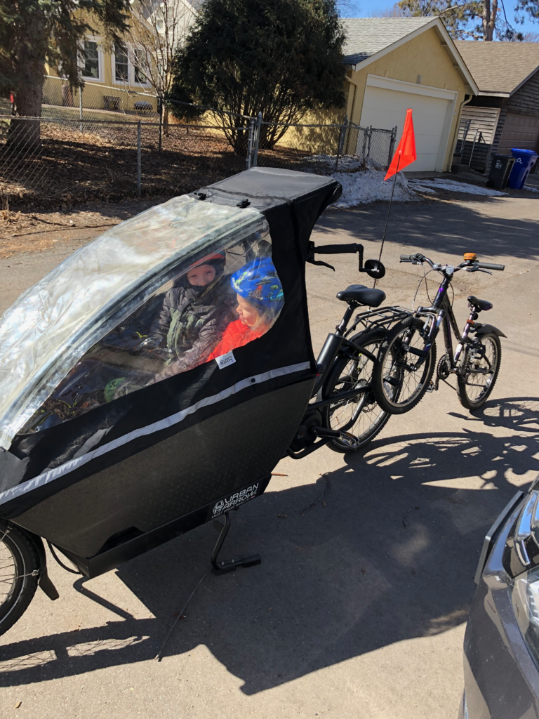 Simply Cheaply Towing A 20 Kid s Bike With A Bakfiets Bucket Style Cargo Bike Cargo Bike Love